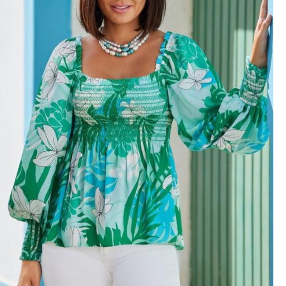 Boston Proper Palm Print Smocked Peplum Blouse so comfy and classy Sizes S